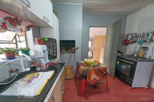 Cozinha de casa para alugar com 2 quartos, 200m² em Scharlau, São Leopoldo