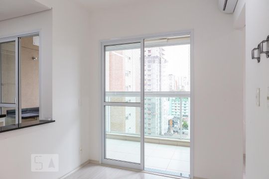 Sala de apartamento para alugar com 1 quarto, 35m² em Água Branca, São Paulo