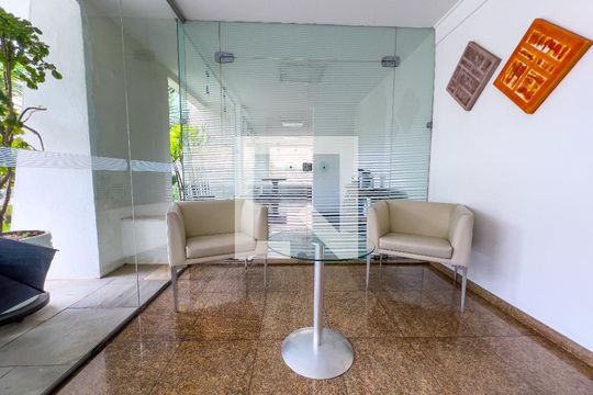 Área comum - Hall de entrada de apartamento à venda com 4 quartos, 143m² em Indianópolis, São Paulo