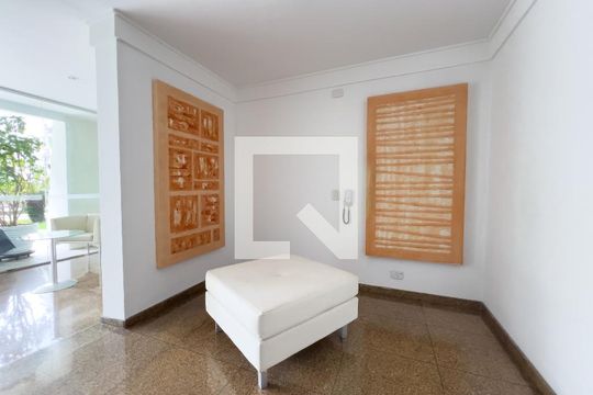 Área comum - Hall de entrada de de apartamento à venda com 4 quartos, 143m² em Indianópolis, São Paulo