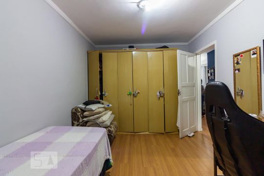 Quarto 2 de casa à venda com 2 quartos, 50m² em Quitaúna, Osasco