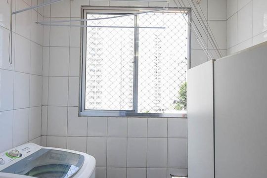 Área de serviço de apartamento à venda com 2 quartos, 60m² em Jardim Monte Alegre, Taboão da Serra
