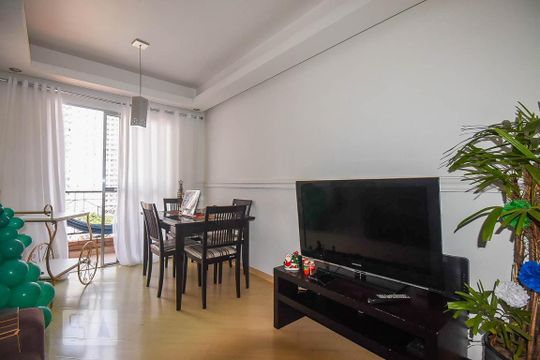Sala de apartamento à venda com 2 quartos, 60m² em Jardim Monte Alegre, Taboão da Serra