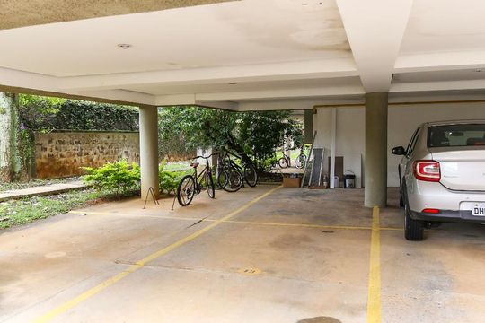 Garagem de apartamento para alugar com 3 quartos, 94m² em Jardim Aquarius, São José dos Campos