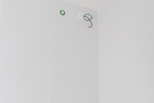 Banheiro Social de kitnet/studio para alugar com 1 quarto, 30m² em Brás, São Paulo