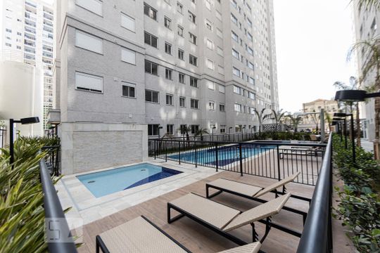 Área comum - Piscina de kitnet/studio para alugar com 1 quarto, 30m² em Brás, São Paulo