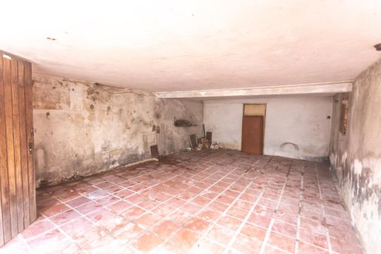 Garagem de casa à venda com 3 quartos, 206m² em Santa Terezinha, São Bernardo do Campo