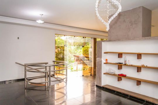 Sala 2 de casa à venda com 6 quartos, 600m² em Anchieta, São Bernardo do Campo
