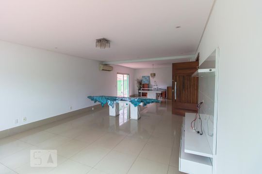 Sala de casa para alugar com 3 quartos, 190m² em Campestre, Santo André