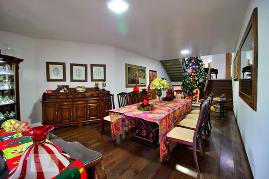Sala de Jantar de casa à venda com 4 quartos, 600m² em Vila Curuçá, Santo André