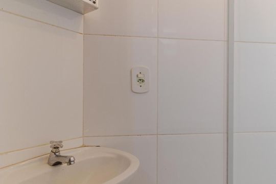 Banheiro de apartamento para alugar com 1 quarto, 30m² em Cidade Universitária, Campinas