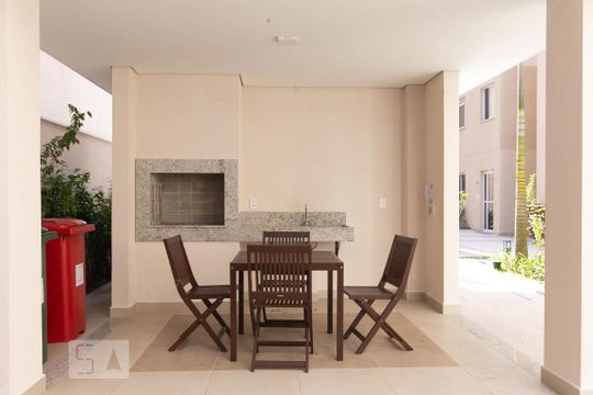 Área comum - Churrasqueira de apartamento para alugar com 2 quartos, 32m² em Itaquera, São Paulo