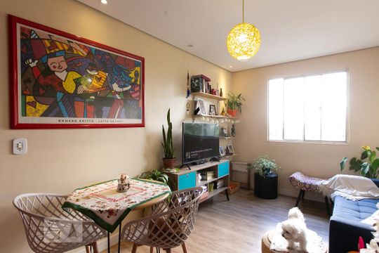 Sala de apartamento à venda com 2 quartos, 56m² em Vila Regina, São Paulo