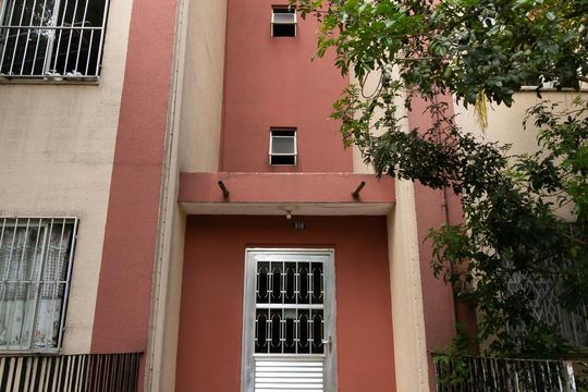 Fachada de apartamento à venda com 2 quartos, 56m² em Vila Regina, São Paulo