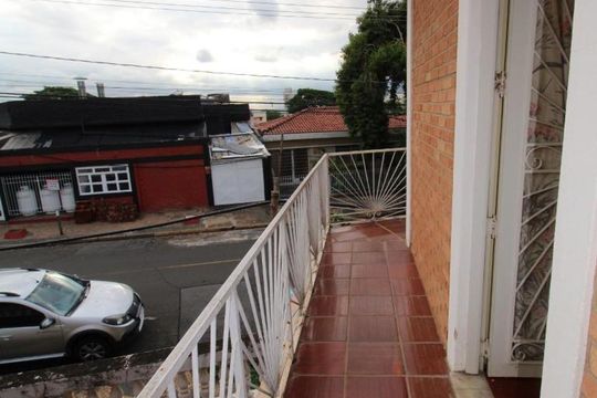 Varanda (piso superior) de casa para alugar com 5 quartos, 250m² em Jardim Chapadão, Campinas