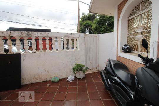 Quintal de casa para alugar com 5 quartos, 250m² em Jardim Chapadão, Campinas