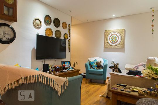 Sala de estar de apartamento à venda com 2 quartos, 70m² em Vila Santa Catarina, São Paulo