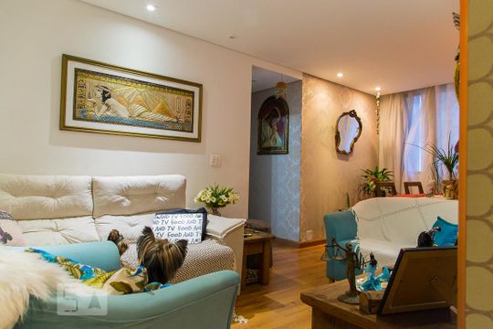 Sala de estar de apartamento à venda com 2 quartos, 70m² em Vila Santa Catarina, São Paulo