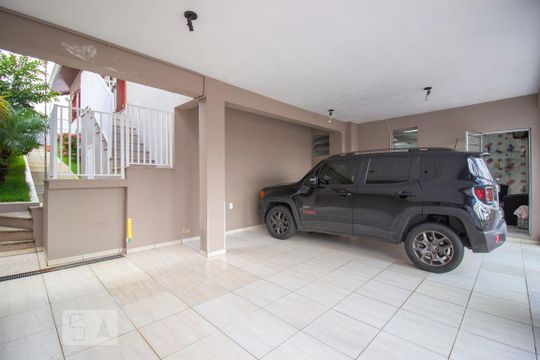 Garagem de casa à venda com 3 quartos, 180m² em Parque Cidade Jardim Ii, Jundiaí