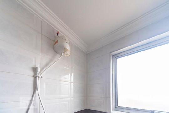 Chuveiro de casa para alugar com 3 quartos, 220m² em Vila Guarará, Santo André