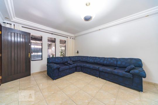 Sala de casa para alugar com 3 quartos, 220m² em Vila Guarará, Santo André
