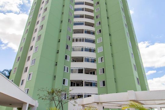 Fachada do Prédio de apartamento para alugar com 3 quartos, 72m² em Parque Jaçatuba, Santo André