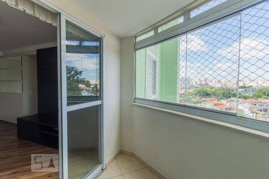 Sacada de apartamento para alugar com 3 quartos, 72m² em Parque Jaçatuba, Santo André