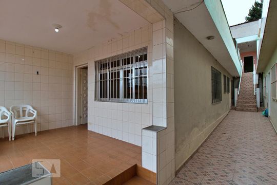 Área Externa de casa para alugar com 2 quartos, 54m² em Jardim Paris, São Paulo