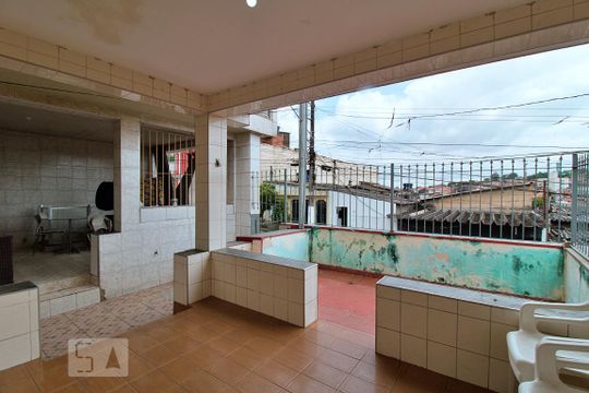 Área Externa de casa para alugar com 2 quartos, 54m² em Jardim Paris, São Paulo