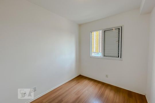 Quarto de apartamento para alugar com 2 quartos, 44m² em Maranhão, São Paulo