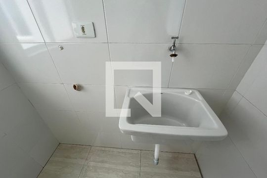 Cozinha e Área de Serviço de casa de condomínio à venda com 2 quartos, 58m² em Parque Boturussu, São Paulo