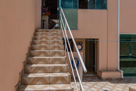 Escada de casa à venda com 3 quartos, 253m² em Parque Jambeiro, Campinas