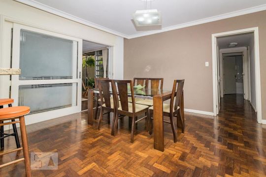 Apartamento à venda com 3 quartos, 174m² em Menino Deus, Porto Alegre