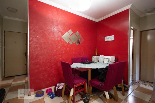 Sala de apartamento à venda com 2 quartos, 46m² em Padroeira, Osasco
