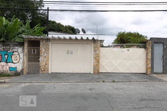 Fachada  de casa à venda com 2 quartos, 550m² em Vila Jacuí, São Paulo
