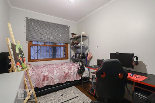 Quarto 1 de casa à venda com 4 quartos, 170m² em Parque Maria Domitila, São Paulo