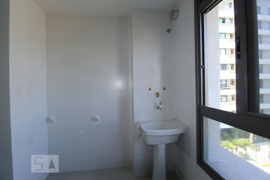 Área de serviço de apartamento à venda com 3 quartos, 149m² em Tristeza, Porto Alegre