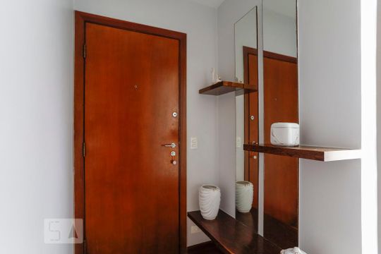 Entrada de apartamento à venda com 3 quartos, 100m² em Santa Cecília, São Paulo