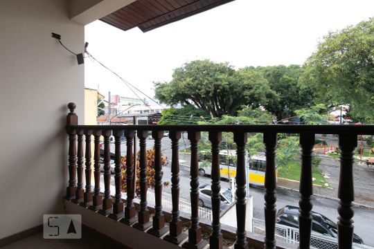 Varanda de casa para alugar com 2 quartos, 500m² em Vila Doutor Eiras, São Paulo