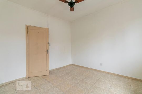 Quarto 1 de casa para alugar com 2 quartos, 80m² em Tatuapé, São Paulo