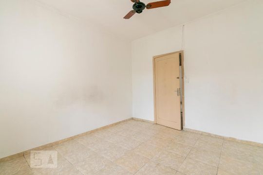 Quarto 1 de casa para alugar com 2 quartos, 80m² em Tatuapé, São Paulo