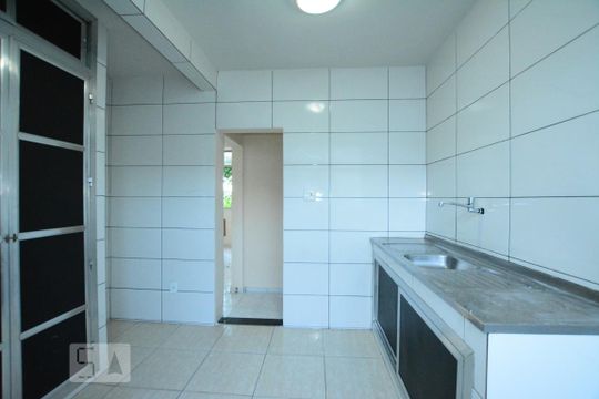Cozinha de apartamento à venda com 3 quartos, 70m² em Irajá, Rio de Janeiro