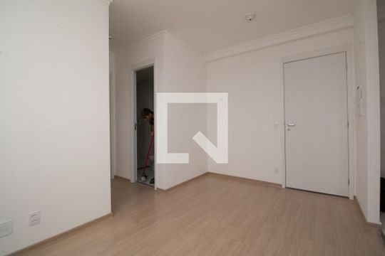 Sala de apartamento para alugar com 2 quartos, 38m² em Jardim Brasília (zona Norte), São Paulo