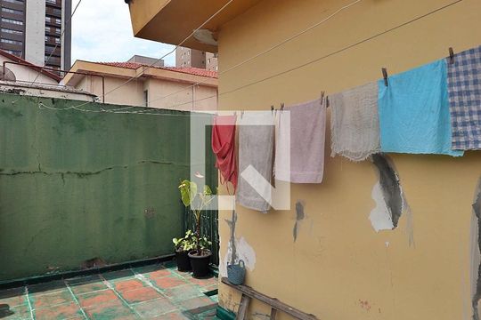 Quintal de casa à venda com 3 quartos, 171m² em Campestre, Santo André