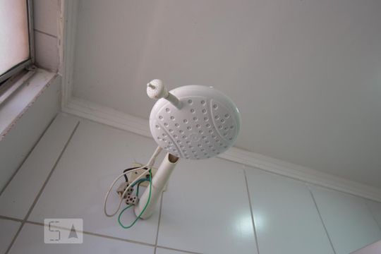 Banheiro social - chuveiro de apartamento para alugar com 2 quartos, 49m² em Reserva Sul Condomínio Resort, Ribeirão Preto