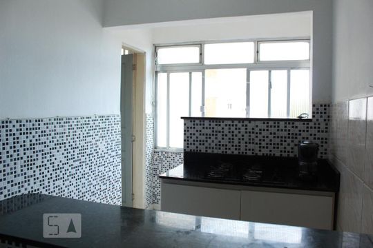 Cozinha de apartamento à venda com 1 quarto, 40m² em Centro, Canoas