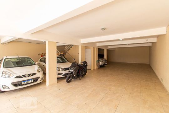 Garagem de apartamento à venda com 2 quartos, 92m² em Jardim Ipanema, Santo André
