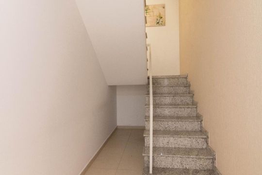 Escada de casa de condomínio à venda com 1 quarto, 35m² em Vila Gustavo, São Paulo