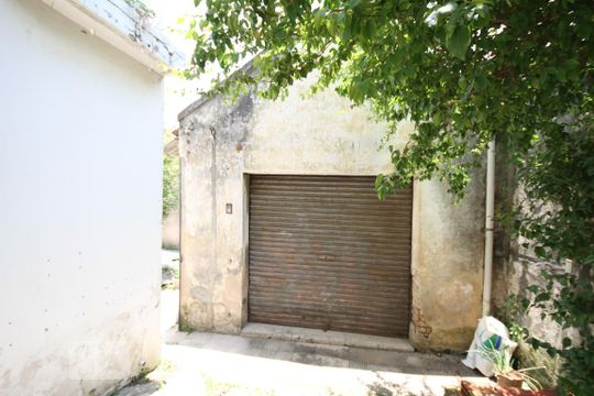 Garagem de casa à venda com 3 quartos, 330m² em Cambuci, São Paulo