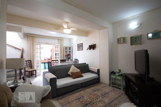 Sala de TV de casa à venda com 3 quartos, 198m² em Centro, Osasco